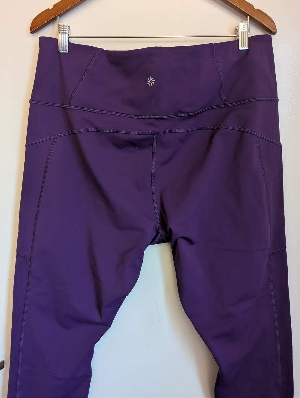 Athleta Rainier Tight Leggings Purple Violet Yoga Fitness Workout Pants 2X - Picture 10 of 16